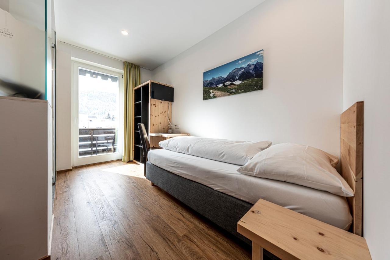 Hotel Filli Скуоль Экстерьер фото